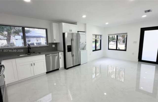 1304 NW 43rd St Miami, FL 33142 photos photos 1304 NW 43rd St Miami, FL 33142 photos photos