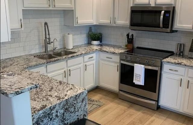 16801 N 94TH Street photos photos