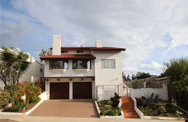 108 E Avenida Junipero - 108 East Avenida Junipero, San Clemente, CA 92672