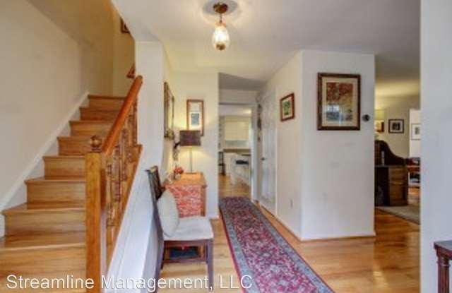8016 Glenside Dr Gallery 2