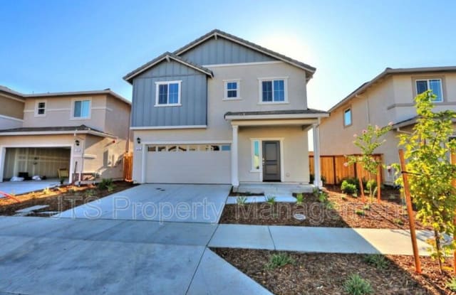 716 Franklin Street - 716 Franklin Street, Placer County, CA 95648