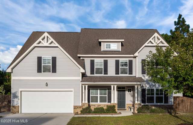 711 Tuscarora Drive - 711 Tuscarora Drive, Holly Ridge, NC 28445