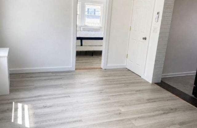 1023 Adams Ave photos photos