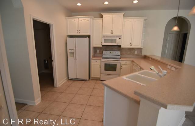 7691 Lake Angelina Dr Gallery 4