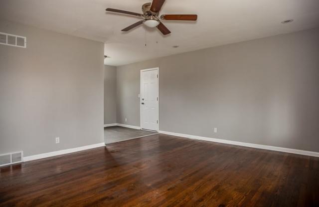 3108 South Erin Lane Gallery 2