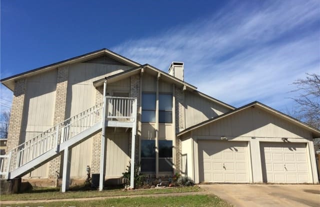 2106 Lamplight Village #B - 2106 Lamplight Village Circle, Austin, TX 78727