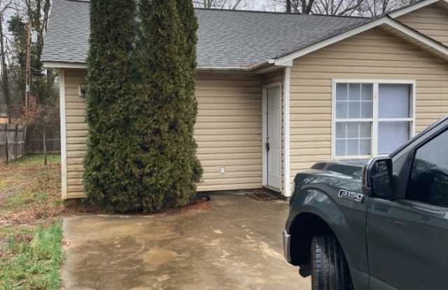 106 Townsley Court photos photos