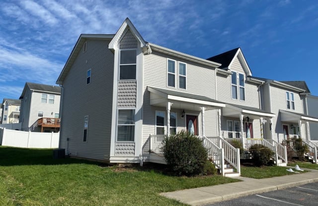 1222 Victorian Village Drive - 1222 Victorian Village Drive, Harrisonburg, VA 22802