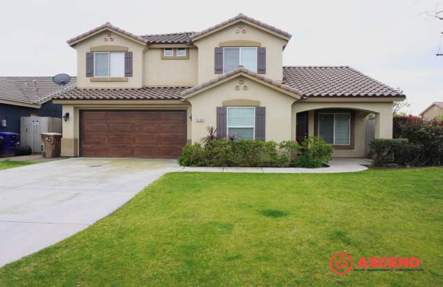 Corner Home Located in the Southwest! - 9105 Rockaway Beach Court, Bakersfield, CA 93311