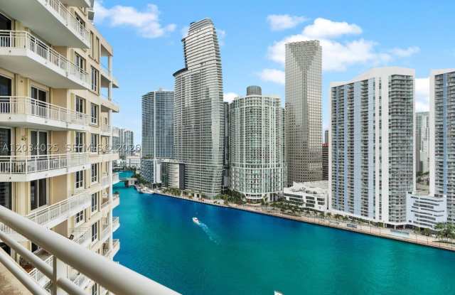 888 Brickell Key Dr Gallery 2