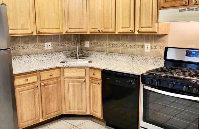 807 ABBEY COURT - 807 Abbey Court, Camden County, NJ 08081