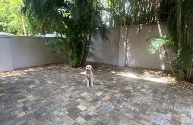 902 Villa Venicia Way Gallery 2