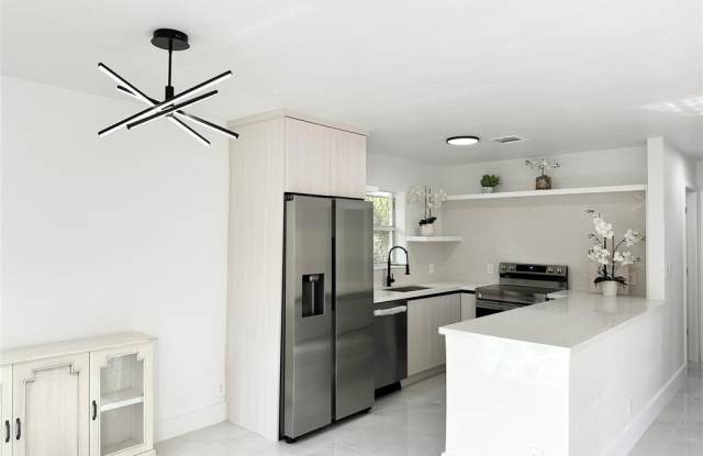 2508 Mckinley St - 2508 McKinley Street, Hollywood, FL 33020