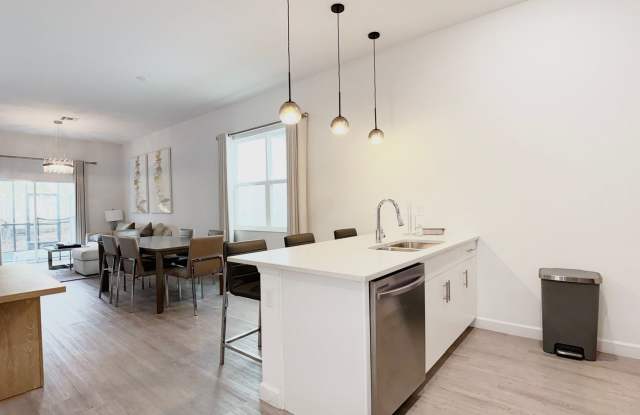 Fully Furnished & Move-In Ready – Lawn Care, Pool Maintenance, and Pest Control are Included! Gallery 4