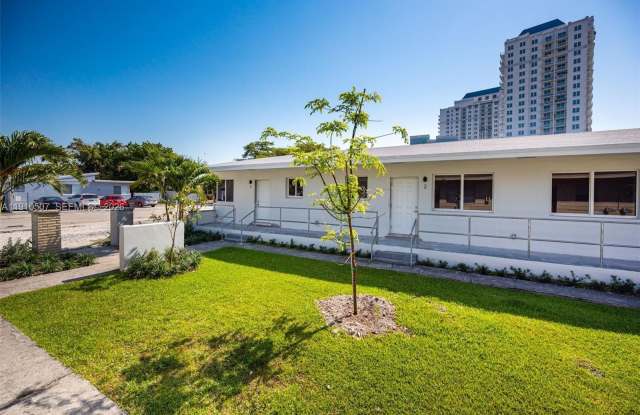 1070 NE 80th St photos photos