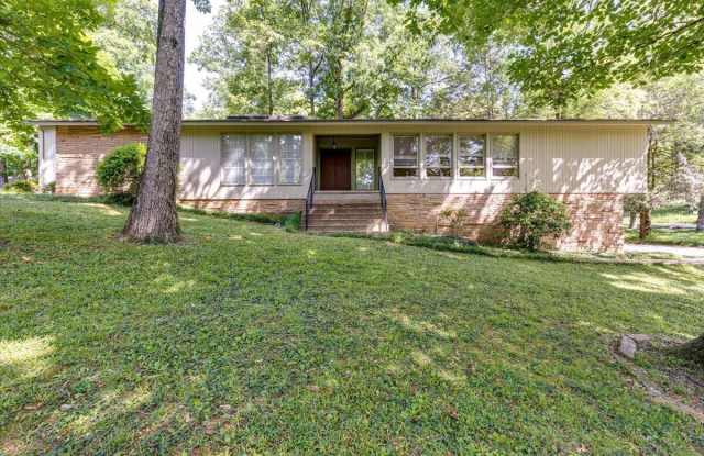 1041 Druid Drive - 1041 Druid Drive, Signal Mountain, TN 37377