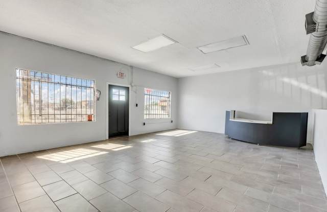 1500 N Grant Gallery 3