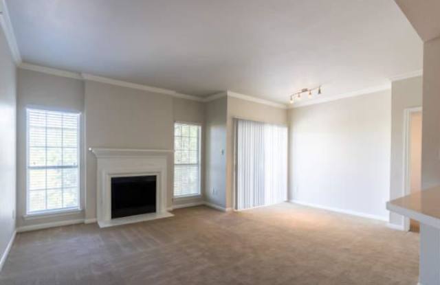 4265 Monterey Oaks Blvd Gallery 3