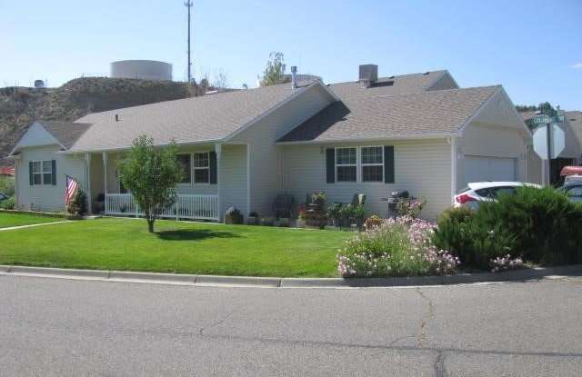 2829 Acacia Avenue photos photos