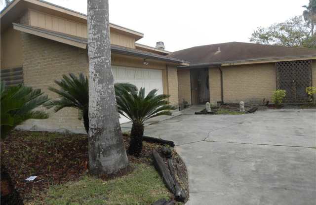4818 Elm Hurst photos photos