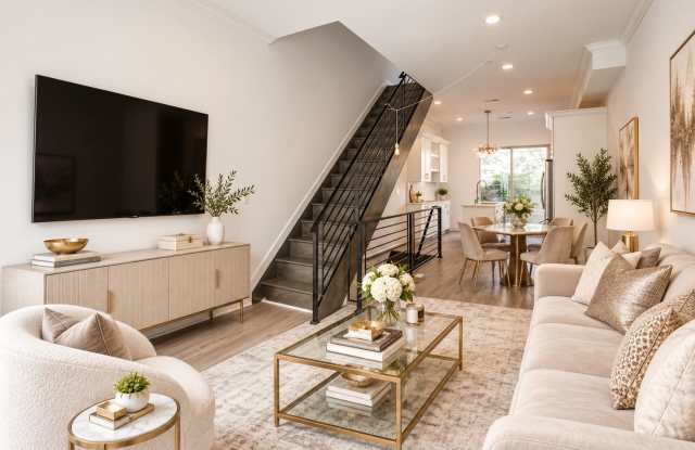 Four Bed Point Breeze Home Gallery 1