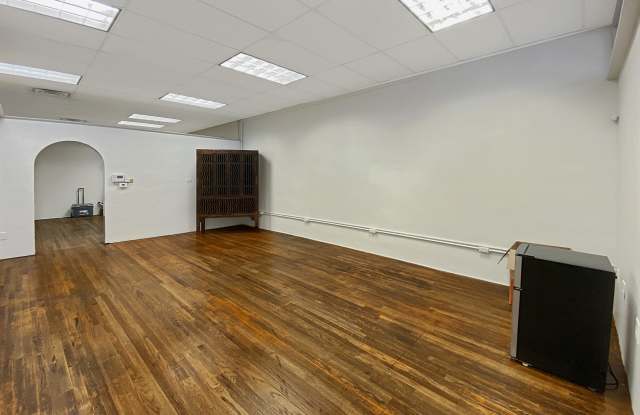 110 South Main Street - 1 Gallery 4