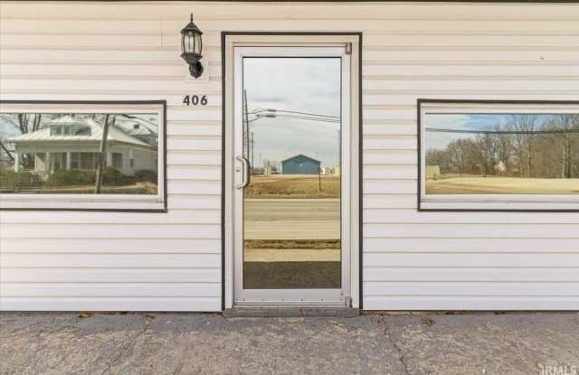 406 N Main Street Gallery 2