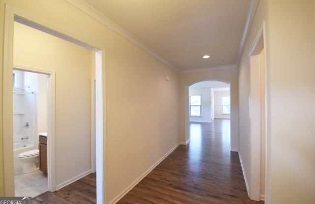 222 Florence Gallery 4