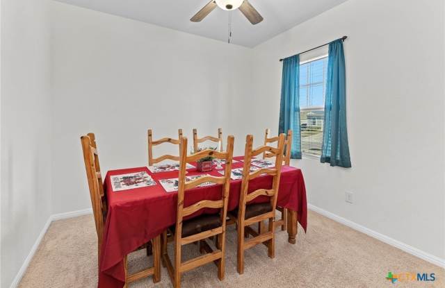 19328 Berringer Drive Gallery 2