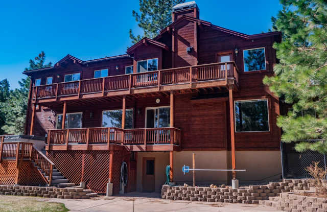 Beautiful home for rent in Galena Forest photos photos