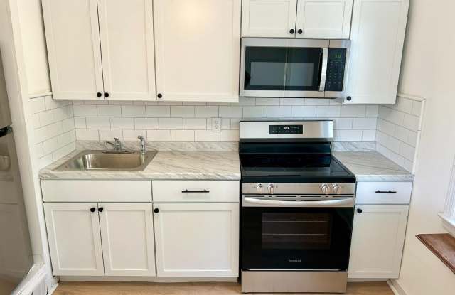 202 E COUNTY LINE ROAD - 202 East County Line Road, Hatboro, PA 19040 202 E COUNTY LINE ROAD - 202 East County Line Road, Hatboro, PA 19040