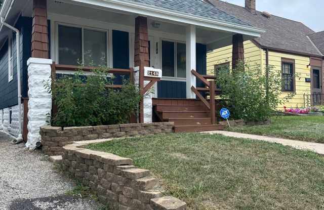 3 Bedroom House in West Allis - 2148 South 91st Street, West Allis, WI 53227