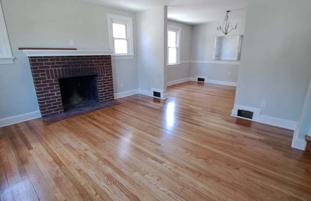 1802 Maple Street - 1 Gallery 3