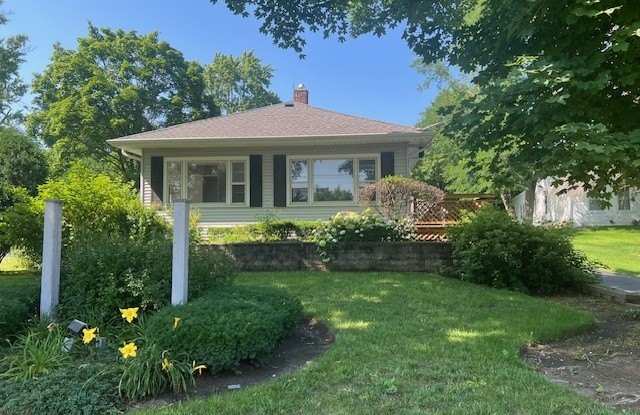 4052 Old Grand Avenue - 4052 Old Grand Avenue, Gurnee, IL 60031