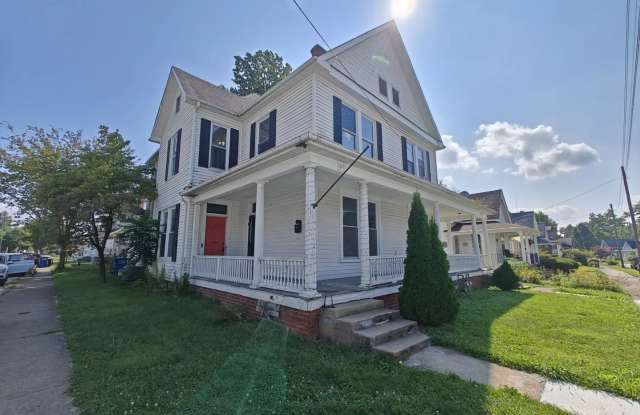 403 W Franklin St - 403 West Franklin Street, Shelbyville, IN 46176