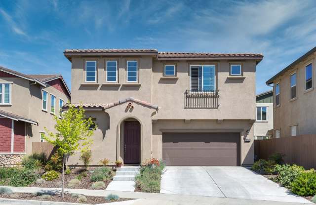 Immaculate single owner home in Natomas w/generous open layout Gallery 3