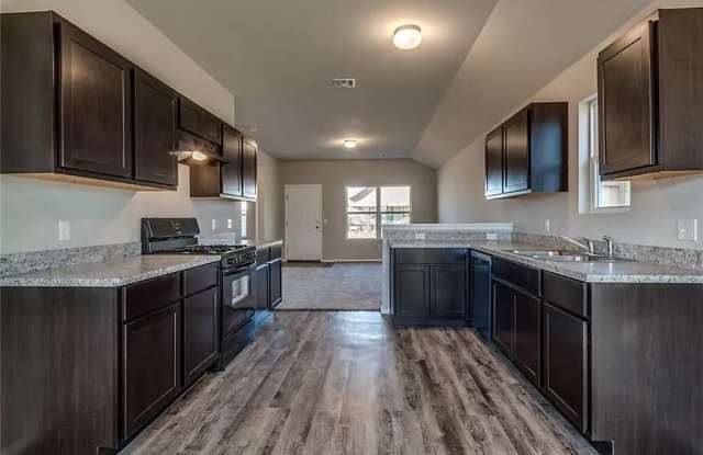 966 Morningside Dr photos photos
