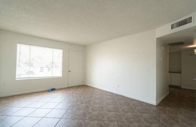 3642 West Carla Vista Drive Gallery 4