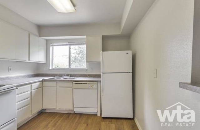 The Brook Apartments Gallery 3