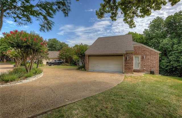 120 Sceptre Drive Gallery 4