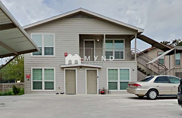 708 W 6th St Unit D - 708 West 6th Street, Taylor, TX 76574