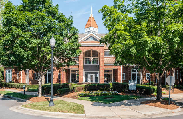 Bexley Commons at Rosedale Gallery 2