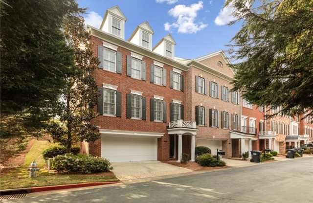 2313 English Ivy Court SE Gallery 2