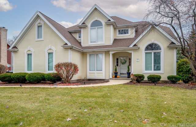 142 N Dixon Drive Gallery 1