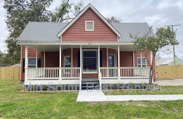 112 College St photos photos