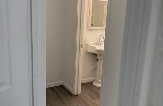 543 Brunswick Boulevard photos photos