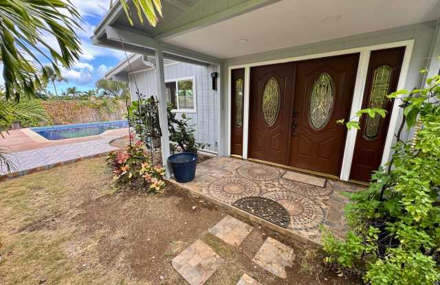 Rarely available 4 bed, 3 bath w/ a pool in Kailua. Minutes from the beach! - 1006 Mokapu Boulevard, Honolulu County, HI 96734