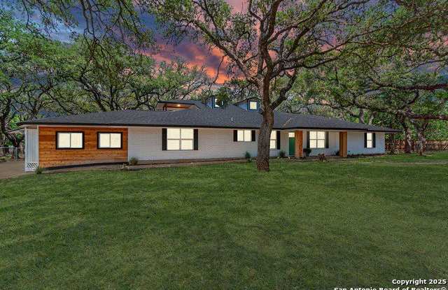 17207 Sugar Crest photos photos