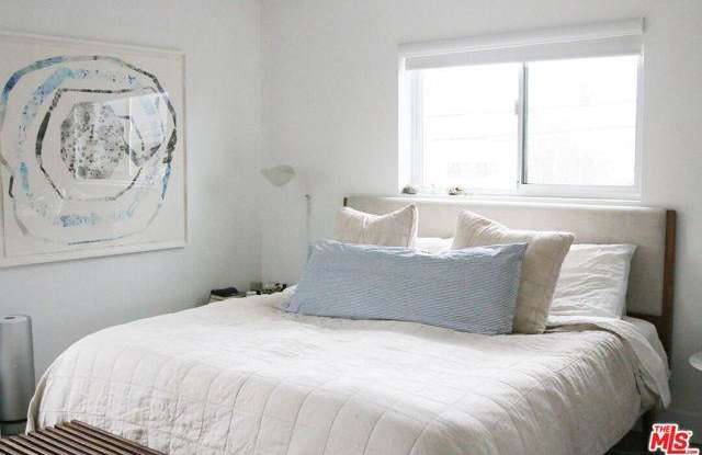 531 Venice Way photos photos