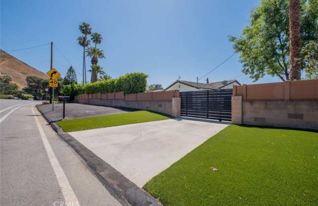 9830 Foothill Boulevard photos photos
